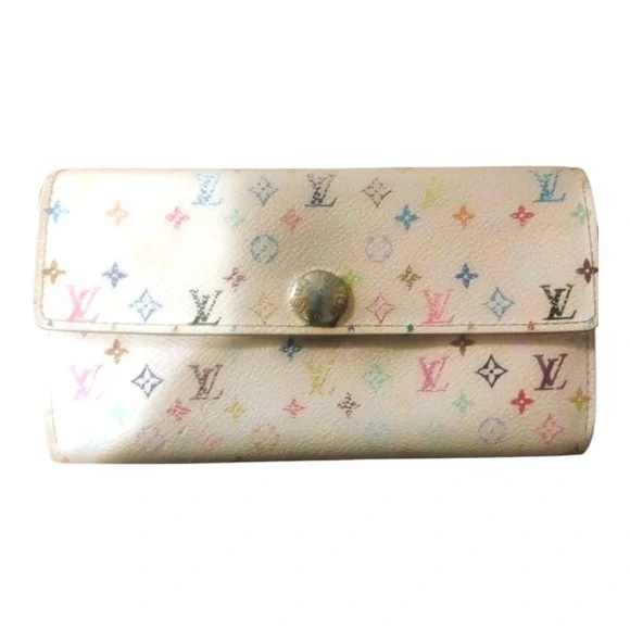 ** BUY NOW ** Giveaway Entry Skin Care Bundle - LV & Dolce & Gabana Wallet Combo - Picture 2 of 5